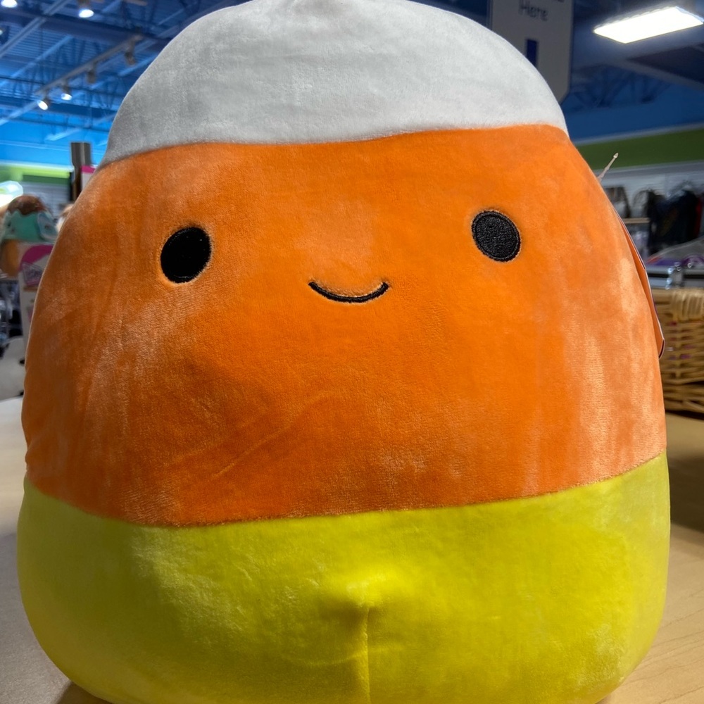 NWT candy corn squish mellow big size